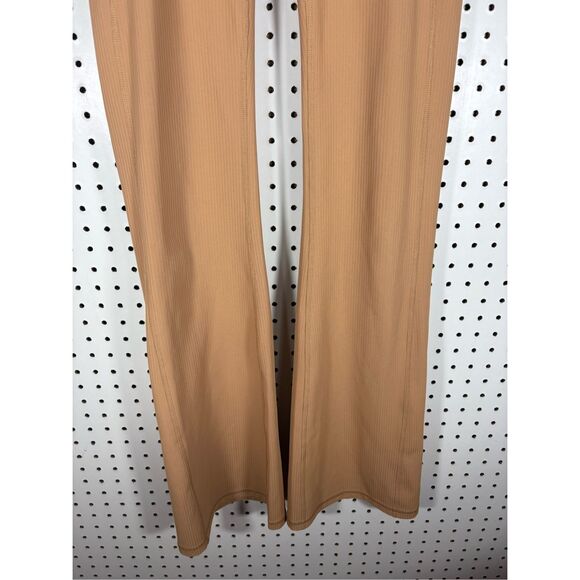 Fabletics oasis ribbed kick flare pants size S - Picture 5 of 7